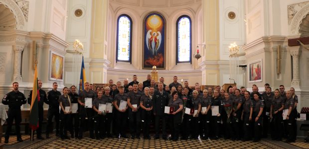Kauno apskrities policijos gretas papildė beveik dvi dešimtys pareigūnų