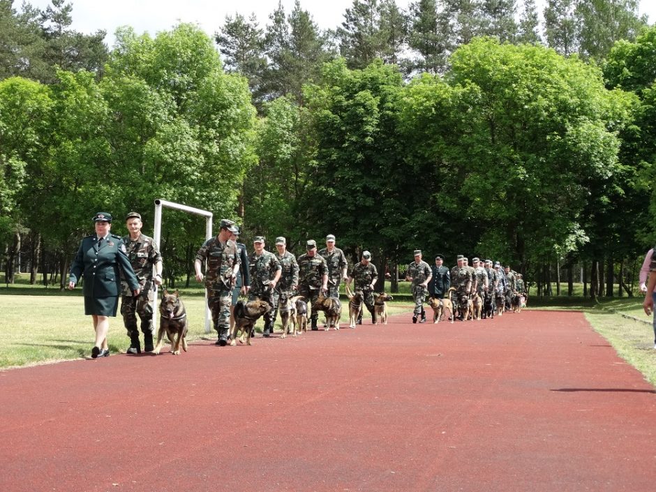 Tarnybinių šunų čempionate triumfavo belgų aviganis Grikis