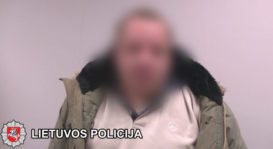 Į prostitucijos verslą įtraukė ir dviejų vaikų mamą