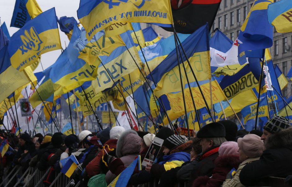Į proeuropietišką mitingą Ukrainoje susirinko 200 tūkst. žmonių