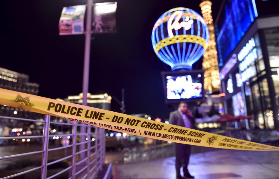 Las Vegase į pėsčiuosius įsirėžęs automobilis pražudė žmogų, dar 26 nukentėjo