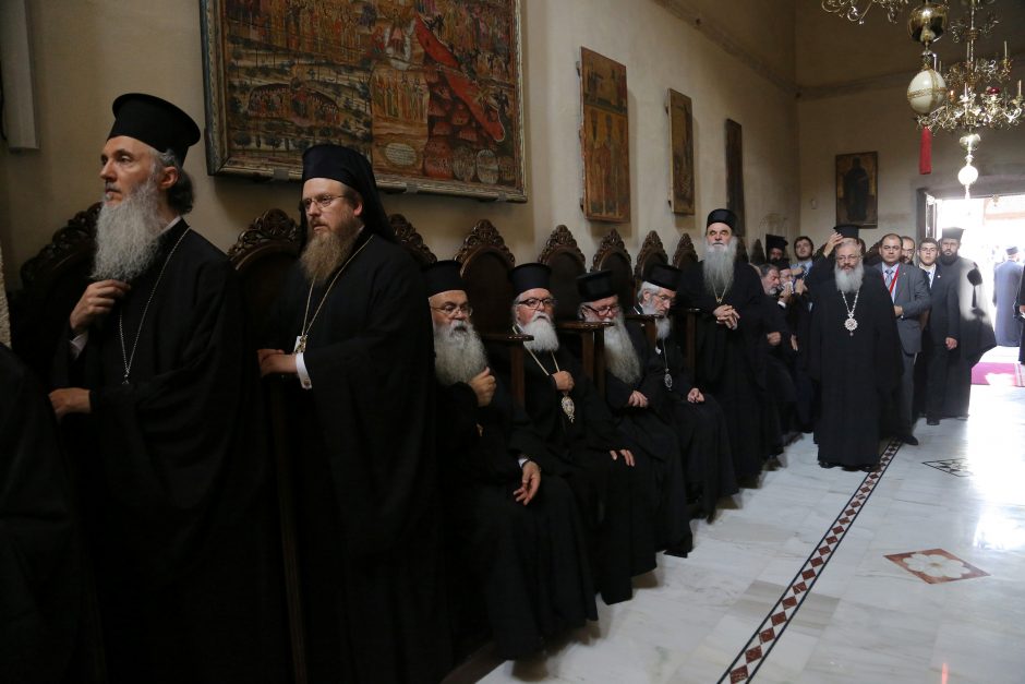 Ortodoksų lyderiai perspėja: žmonijai iškilo pavojus