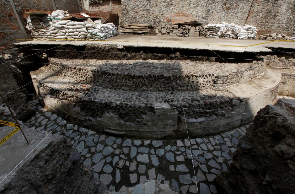 Meksike rasta senovinė actekų šventykla ir žaidimų aikštė