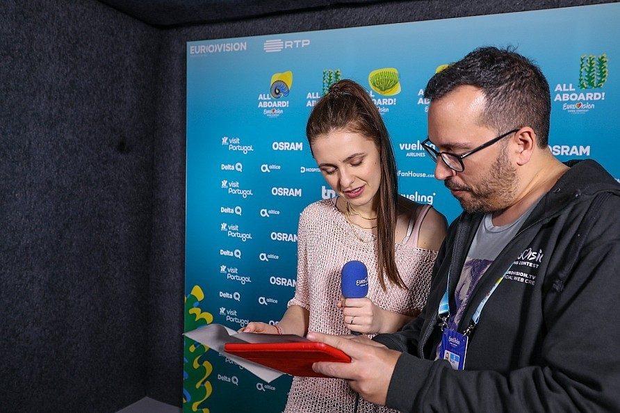 I. Zasimauskaitė spaudos konferencijoje pokštavo ir papasakojo apie V. Adamkų