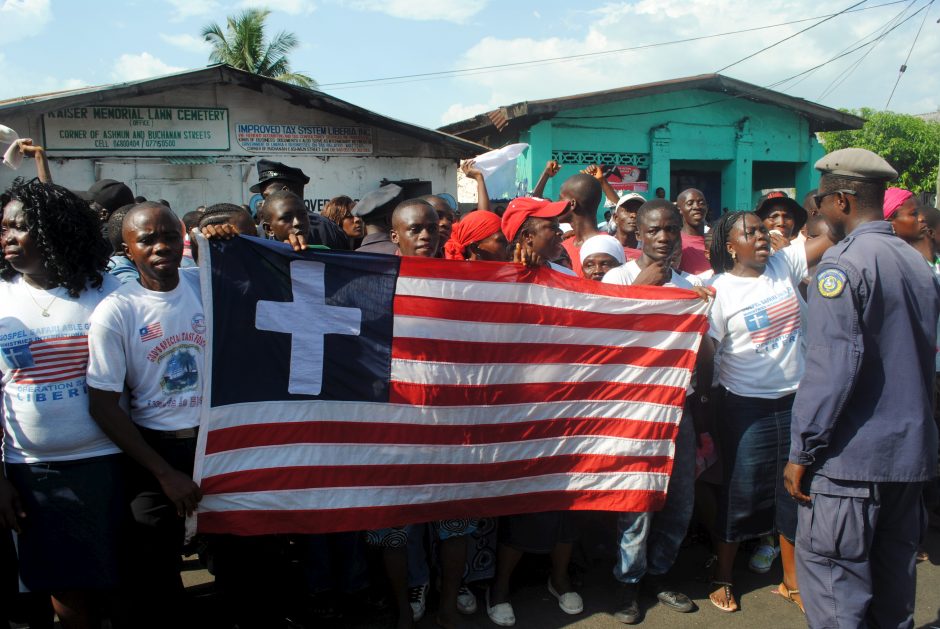 Liberijoje švenčiama Ebolos viruso epidemijos pabaiga