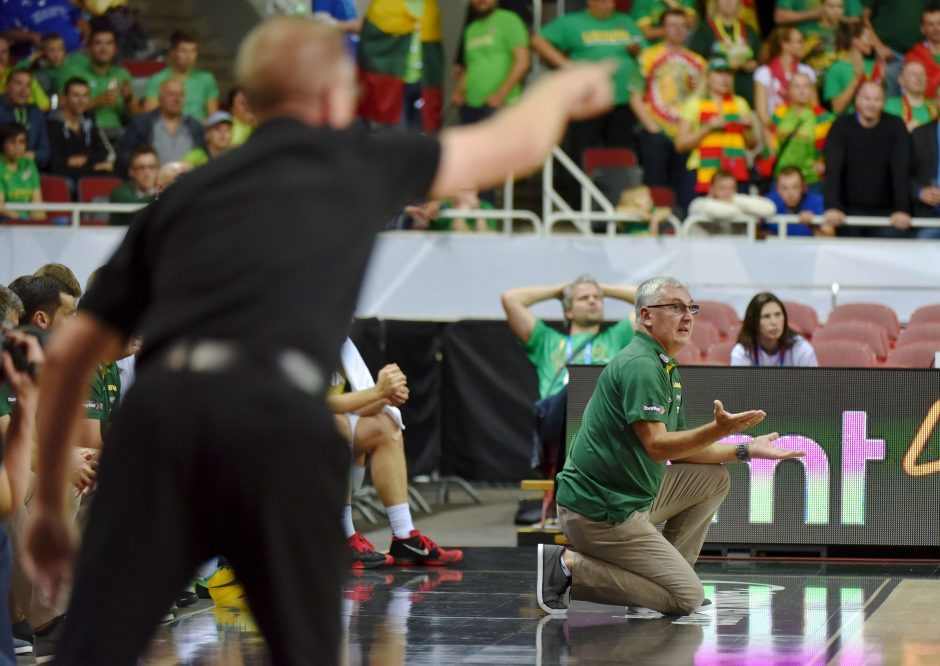 LKF kreipėsi į FIBA dėl ginčytino teisėjų sprendimo rungtynėse Lietuva – Belgija