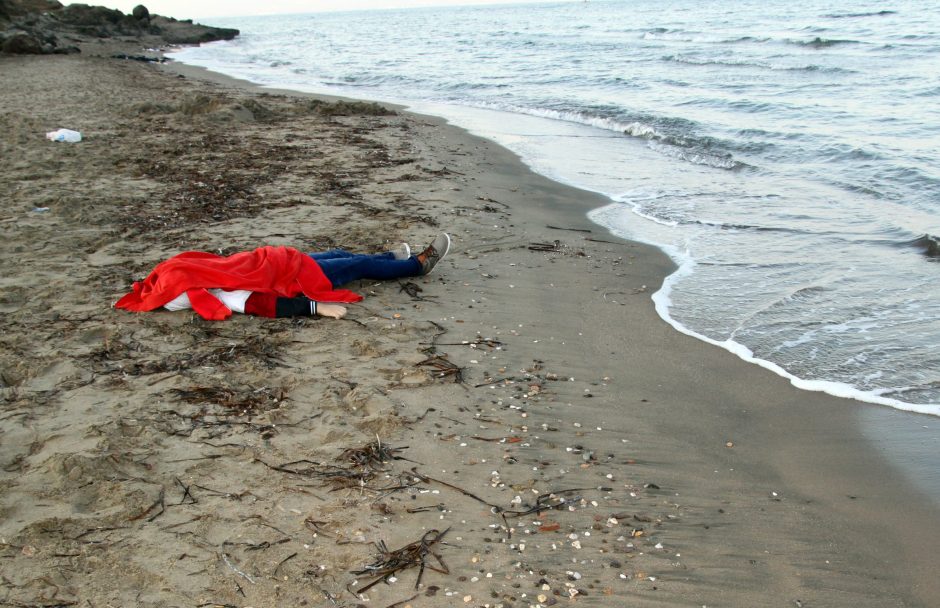 Prie Turkijos krantų nuskendo 11 migrantų, dar penki dingo
