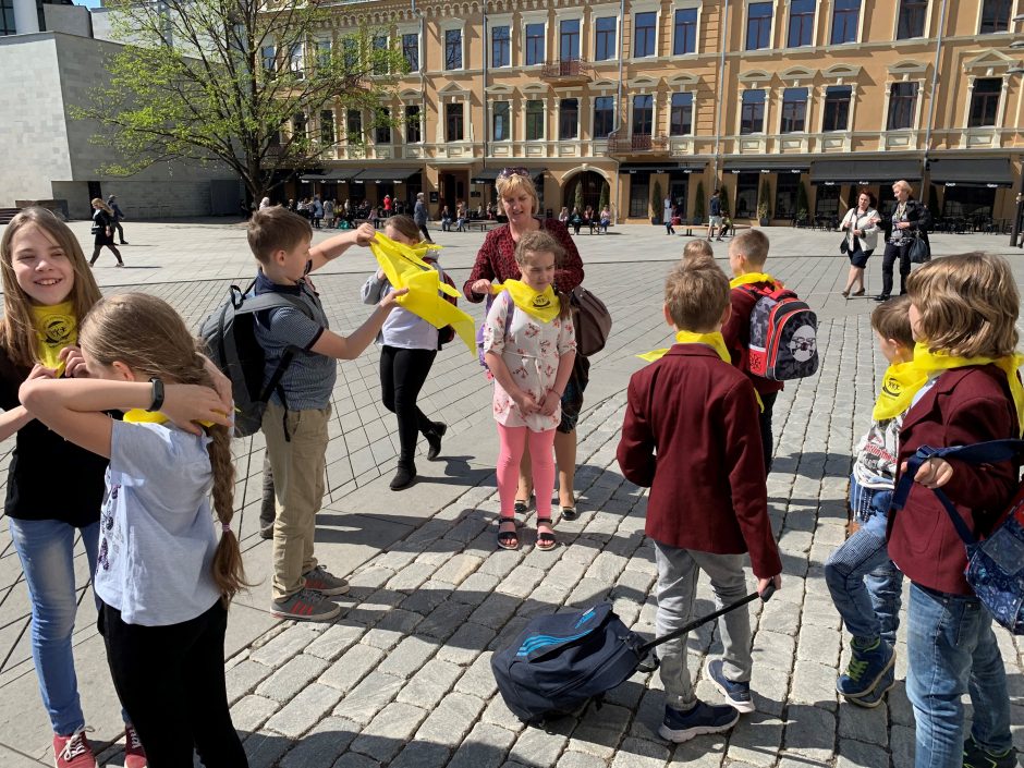 Masinis vaikų „flashmob‘as“ priminė prigimtines vaikų teises