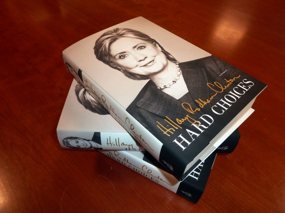 H. Clinton naujoje knygoje išdėstė nuomonę apie pasaulio lyderius