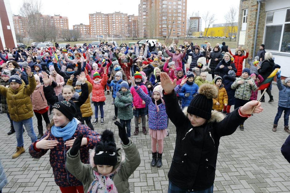 Valstybės dienos minėjimas – šokio ritmu