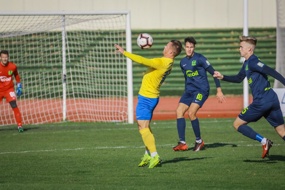 „Atlanto“ futbolininkai nugalėjo „Riterius“