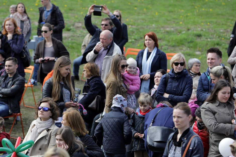 Mamoms – vaišių stalas ir koncertas