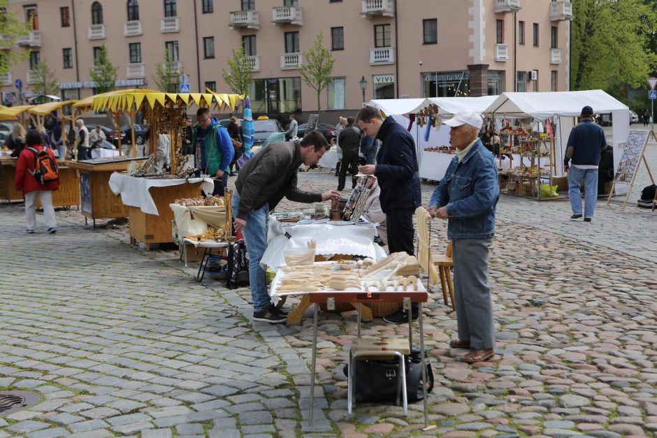 Kruizinį lainerį pasitiko jomarkas