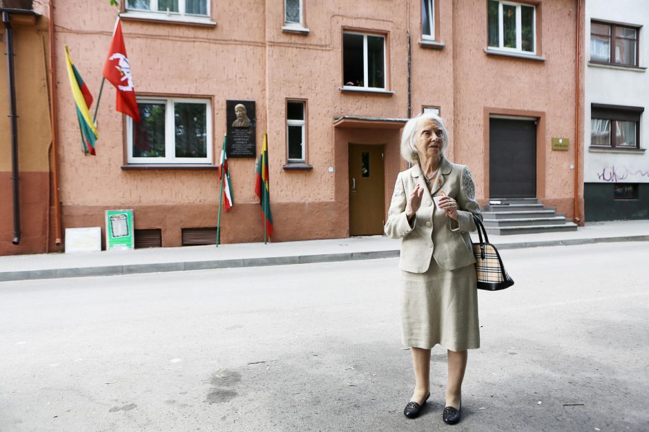 Atidengta memorialinė lenta lietuvybės puoselėtojui M. Jankui