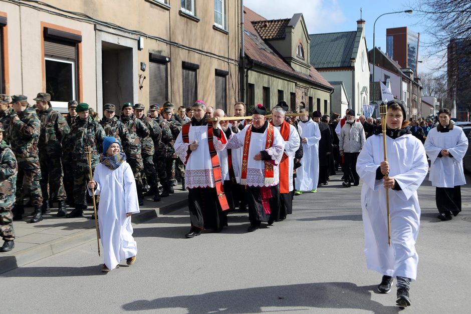 Tikintieji ėjo Kryžiaus kelią