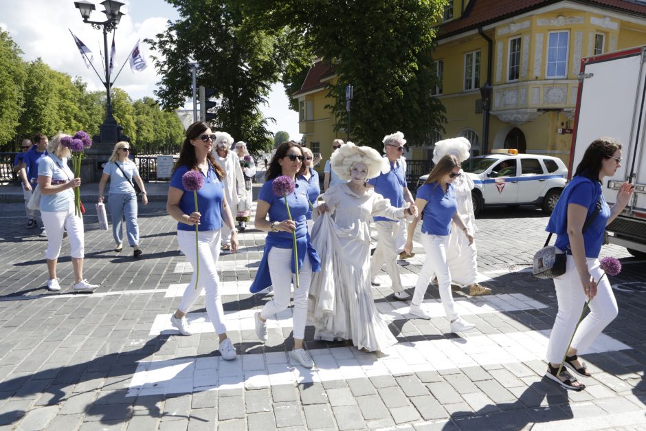 Žvejų rūmai mini 40-metį: gatvėmis keliavo šventinis konvojus