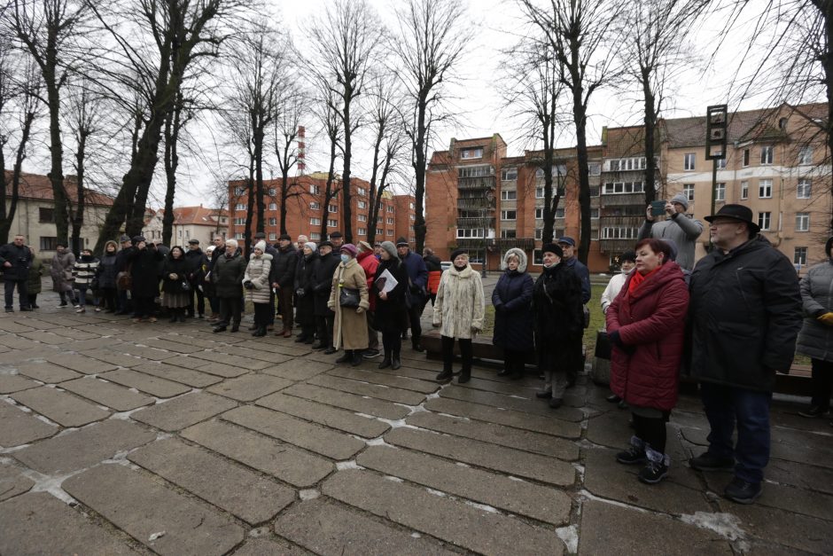 Klaipėdiečiai vėl nusilenkė K. Donelaičiui