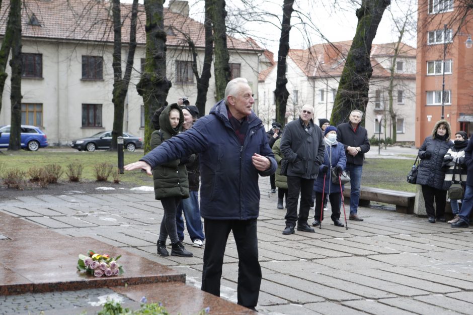 Klaipėdiečiai vėl nusilenkė K. Donelaičiui