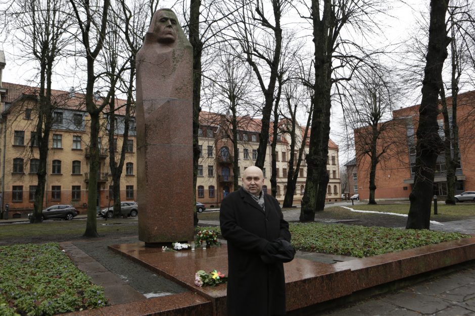 Klaipėdiečiai vėl nusilenkė K. Donelaičiui