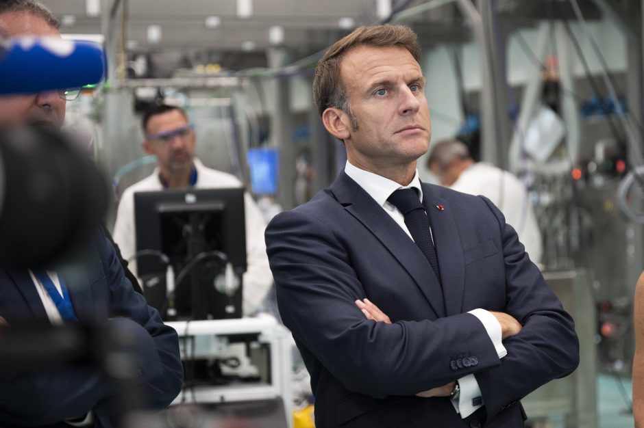 E. Macronas: nauja vyriausybė bus suformuota kitą savaitę