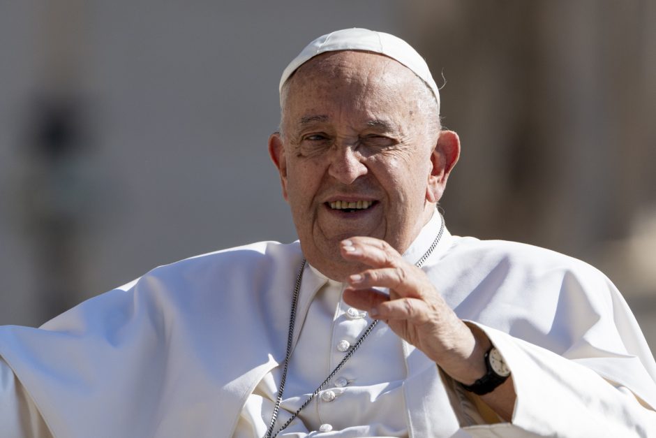 „Žaliasis“ popiežius: saulė taps vieninteliu Vatikano energijos šaltiniu