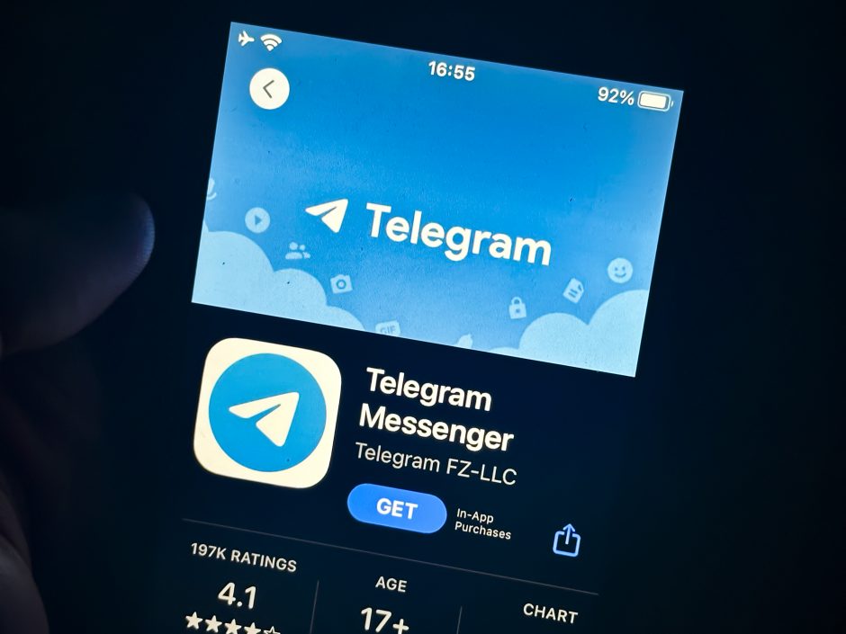 „Telegram“ po įkūrėjo sulaikymo Prancūzijoje neigia pažeidusi ES įstatymus