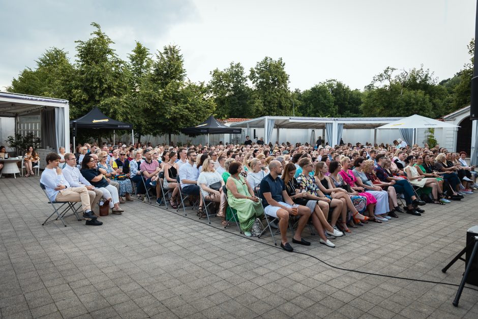 Pažaislio liepų alėjos vakarai | „Vestuvės“. Rež. O. Koršunovas