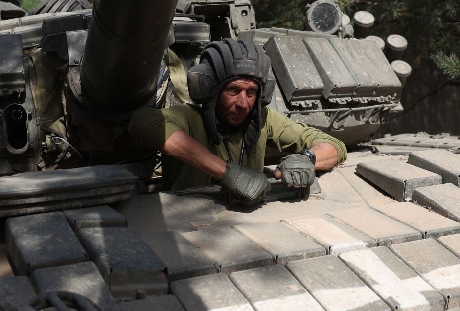 Ukraina praneša apie pasistūmėjimą pietiniame ir rytiniame frontuose