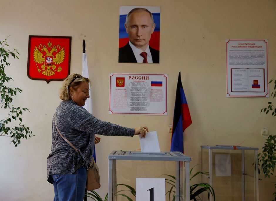 ES įspėja Rusiją dėl neteisėtų rinkimų aneksuotose Ukrainos teritorijose