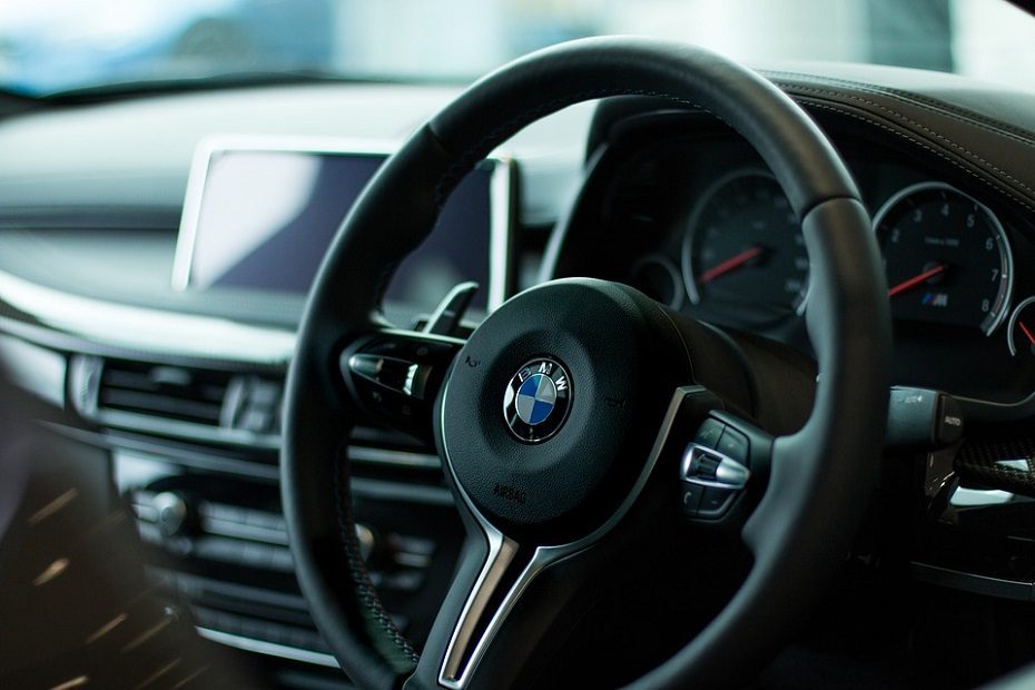 Akibrokštas Vilniuje: pavogtas brangus BMW automobilis
