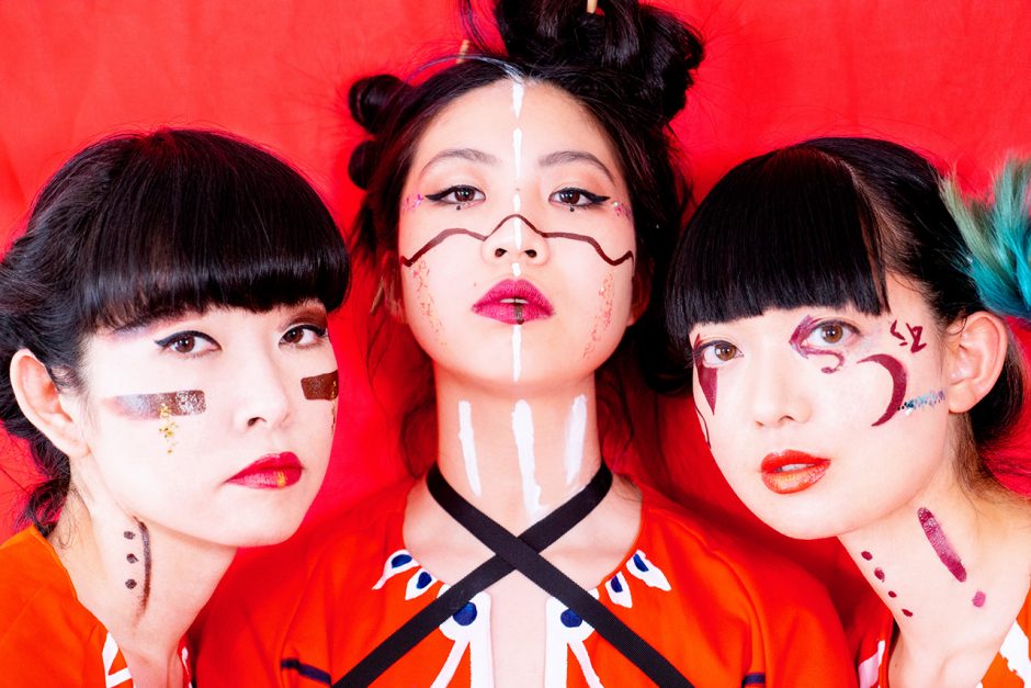 Japonių trijulė „kuunatic“ atvers duris į dar negirdėtą muzikinį pasaulį