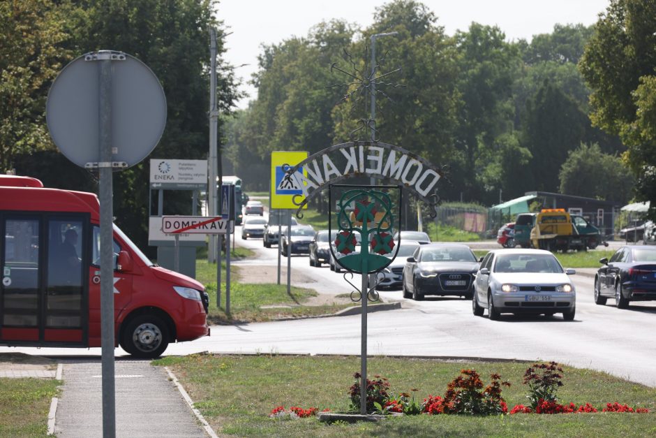 Kauno rajone susisiekimo ministras žada mažinti spūstis ir plėtoti laivybą