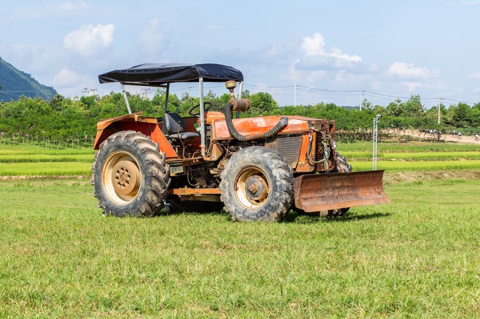 Akibrokštas Rokiškio rajone: vyras sumokėjo 23 tūkst. eurų už traktorių, kurio negavo
