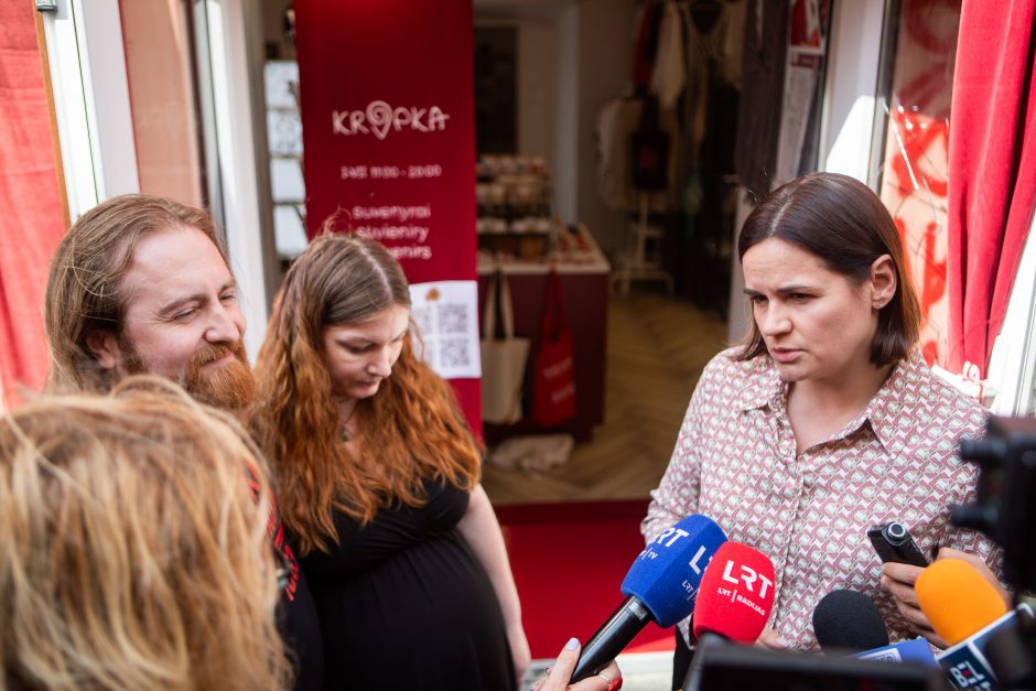 Po užpultos Baltarusijos opozicionieriaus parduotuvės – pareigūnų prašymas