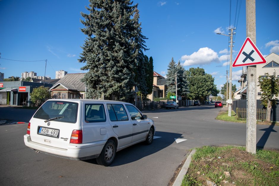 Vilijampolės gatvėse keičiasi eismo tvarka: būtina stebėti kelio ženklus