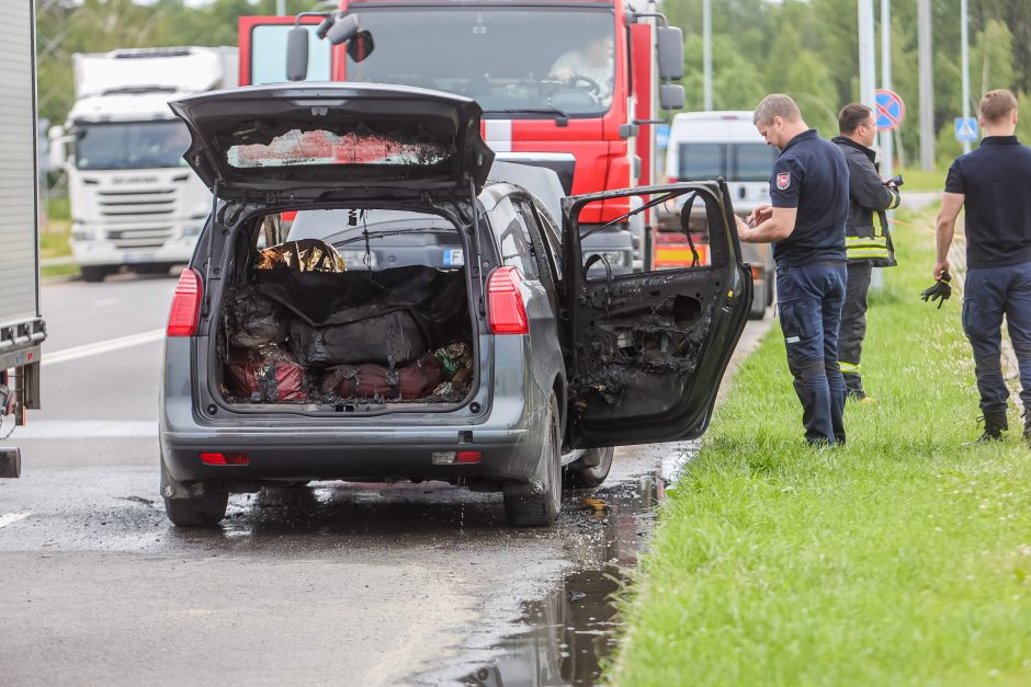 Tragedija Kauno LEZ'e: atsišaukė žuvusiojo kolegos iš Vilniaus