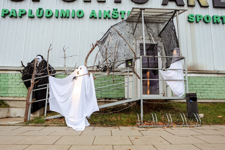 Kaunas pasipuošė Helovinui: mieste pilna žavių moliūgėlių