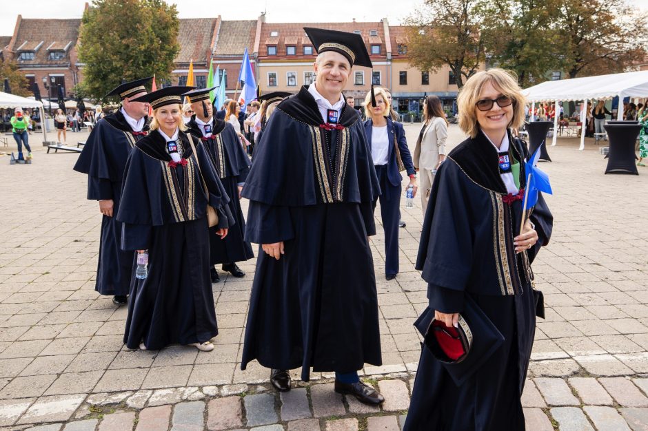 LSMU mokslo metų pradžios šventėje – neribotų galimybių ir bendruomeniškumo dvasia  