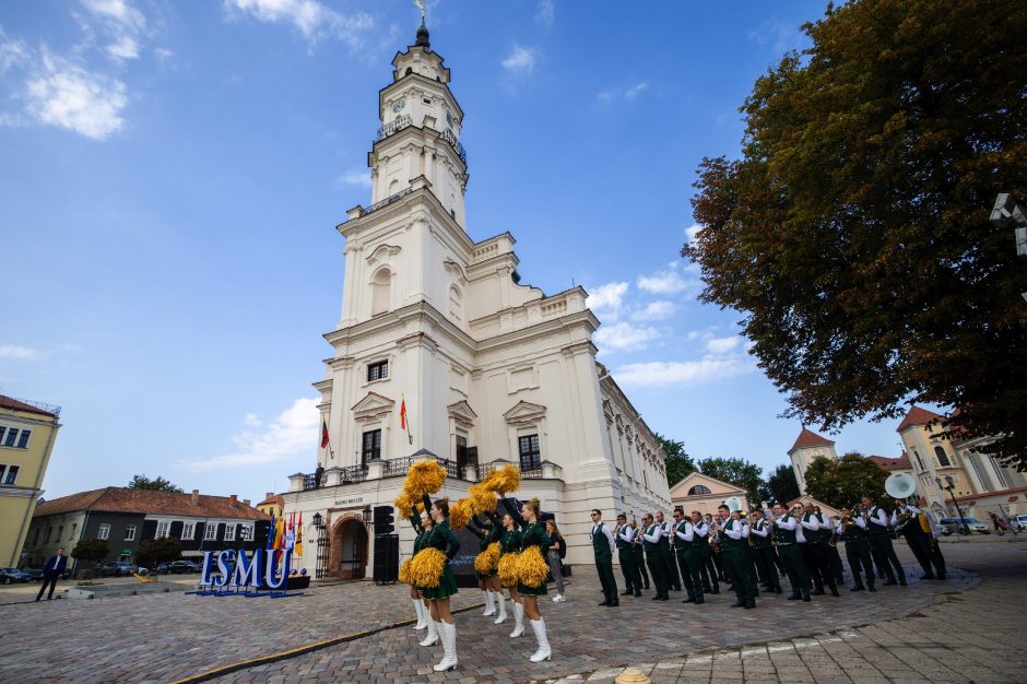 LSMU mokslo metų pradžios šventėje – neribotų galimybių ir bendruomeniškumo dvasia  