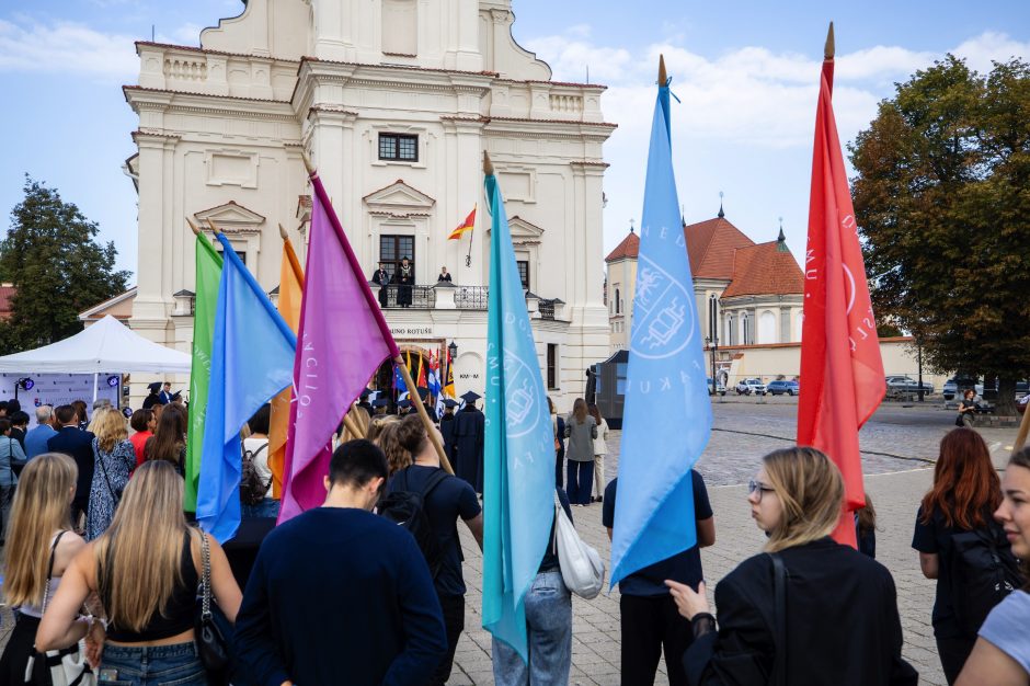 LSMU mokslo metų pradžios šventėje – neribotų galimybių ir bendruomeniškumo dvasia  