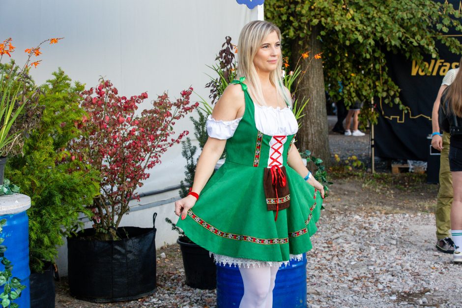 Praūžė „Volfas Engelman Oktoberfestas“: šventinis ritualas, bavariškos tradicijos ir princo vizitas