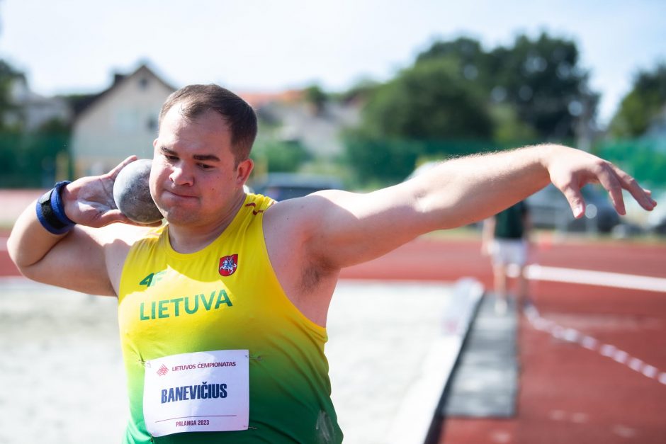 Lengvaatlečiai prieš tarptautinius startus jėgas patikrino namuose