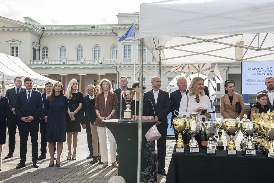 Sporto rėmimo fondo finansuojamas ralis „Aplink Lietuvą“ – sėkmingai įgyvendintas 