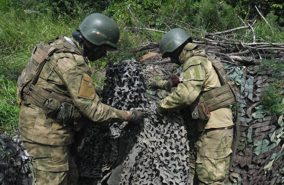 Britų žvalgyba: rusų pajėgos Pietų Ukrainoje pavargusios, joms trūksta šaudmenų