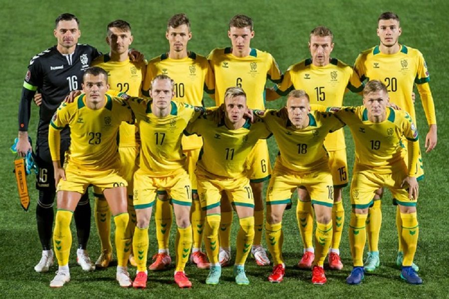 Lietuvos futbolo rinktinė kontrolinėse rungtynėse susitiks su Kuveito ekipa