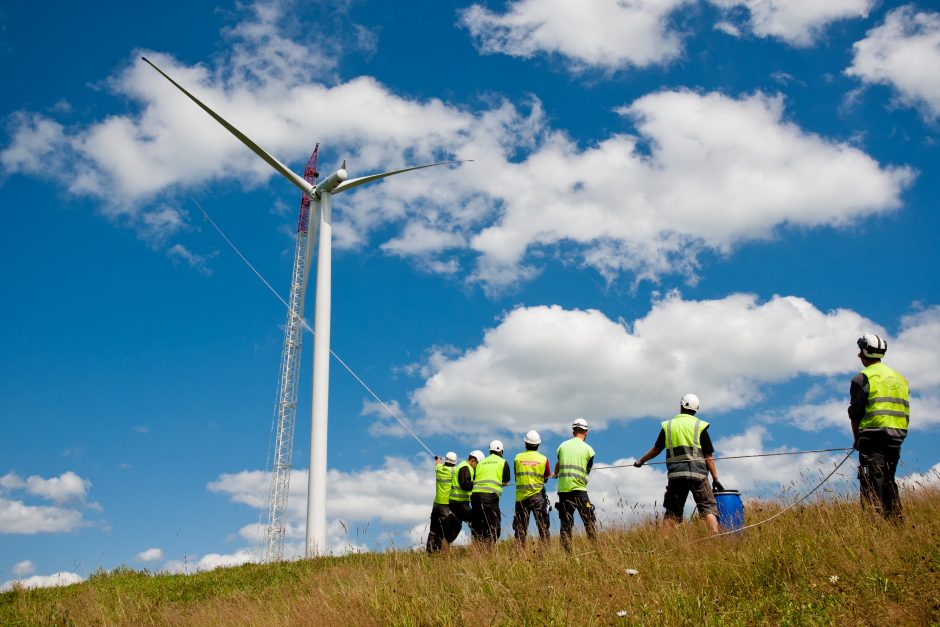 Seimas svarstys, ar leisti vėjo elektrinių plėtrą be gretimų sklypų savininkų sutikimo