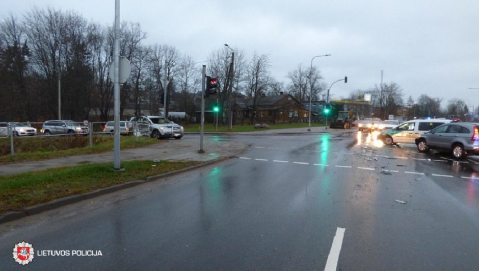 Savaitė Lietuvos keliuose: žuvo trys žmonės, sužeisti 57
