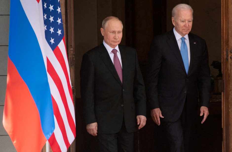 Rusija uždraudė į šalį atvykti 963 amerikiečiams, įskaitant JAV prezidentą