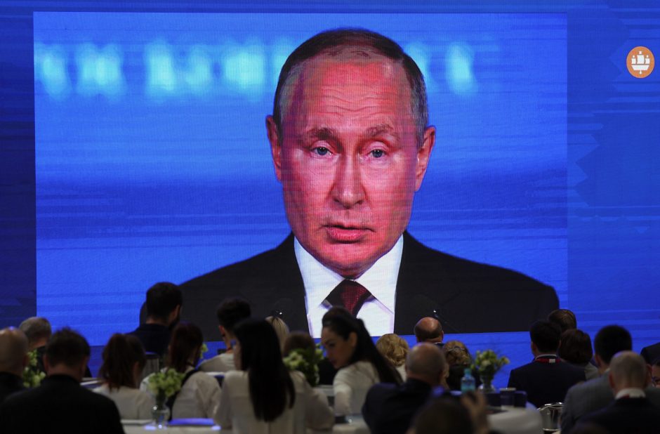 V. Putinas: Ukrainoje viskas vyksta pagal planą