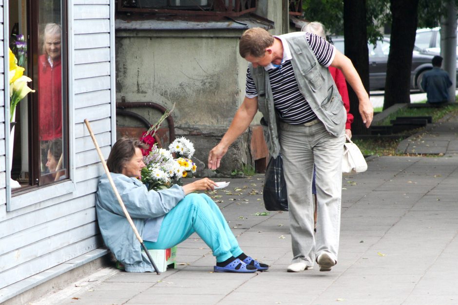 Lietuvoje pablogėjo labiausiai skurstančių žmonių padėtis 